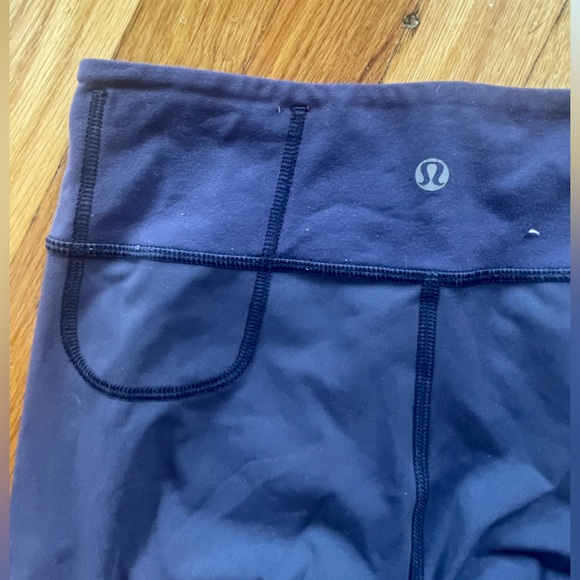 Navy Lululemon Capri Leggings with Mesh - Picture 3 of 3